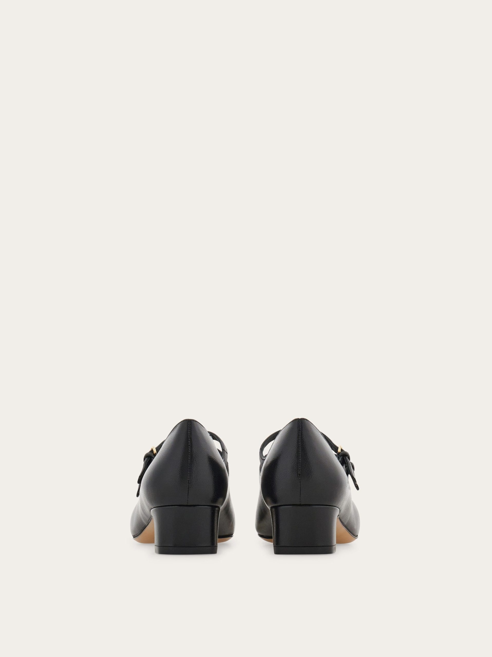 Ferragamo Vara bow Mary Jane - Image 5